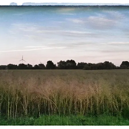 Ferienwohnung-in-stakendorf-mit-panoramablick-auf-die-felder-wohnung-1 アパート *