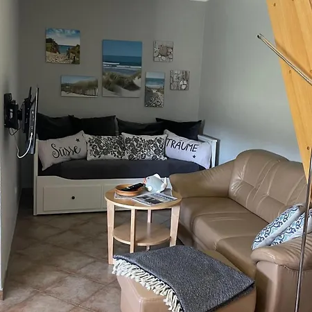 Ferienwohnung-in-stakendorf-mit-panoramablick-auf-die-felder-wohnung-1 アパート Stakendorf
