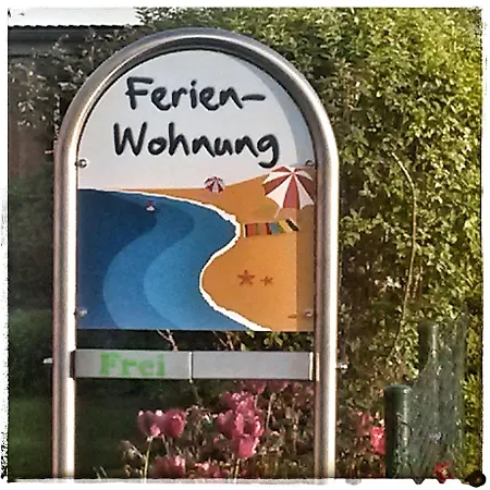 Ferienwohnung-in-stakendorf-mit-panoramablick-auf-die-felder-wohnung-1